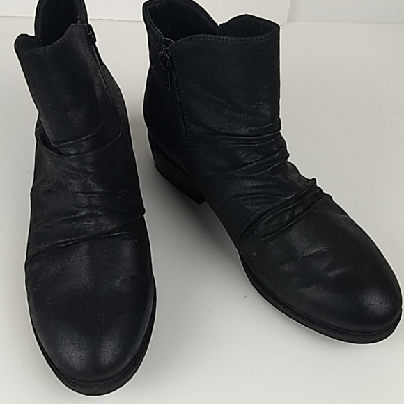 Beartraps Black Ankle Boots Size 8W - Picture 5 of 8